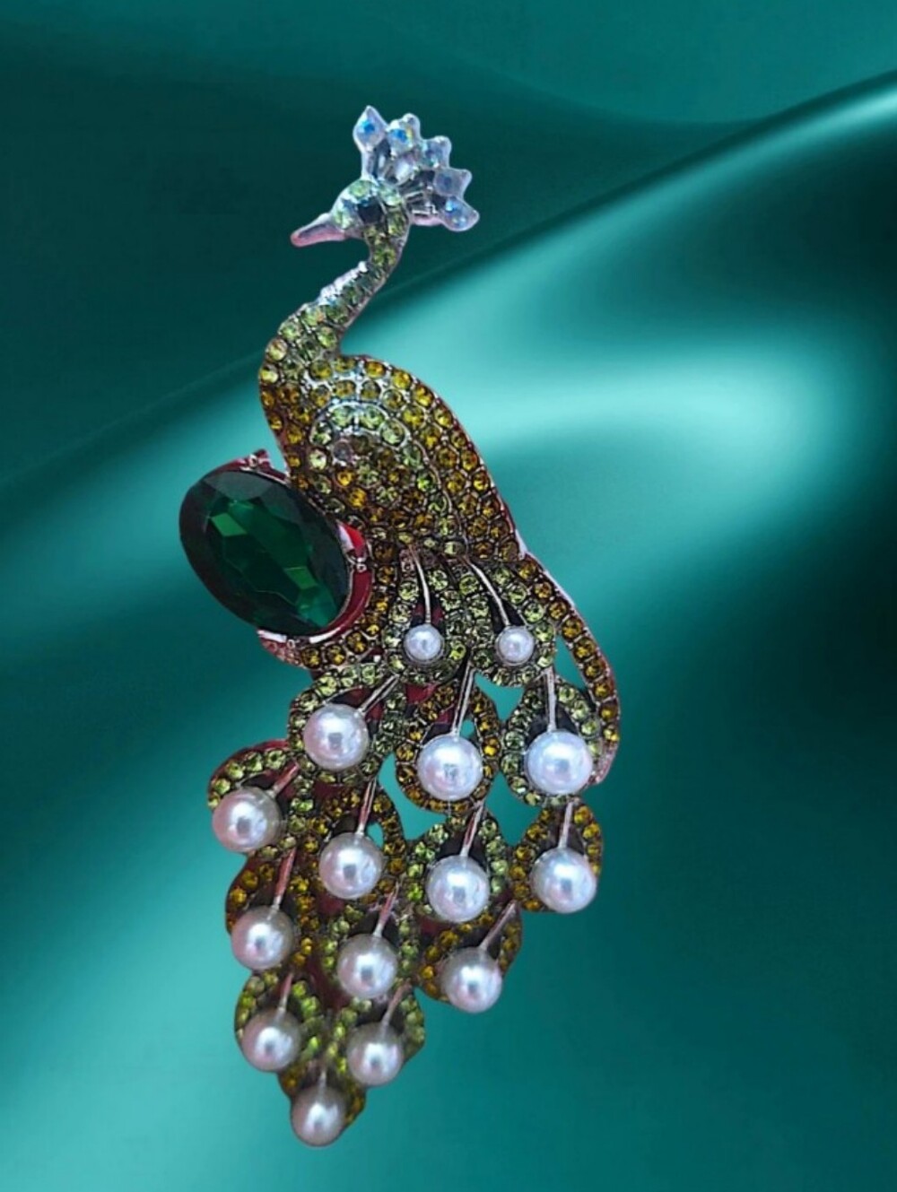 Green Peacock Faux Pearl Brooch